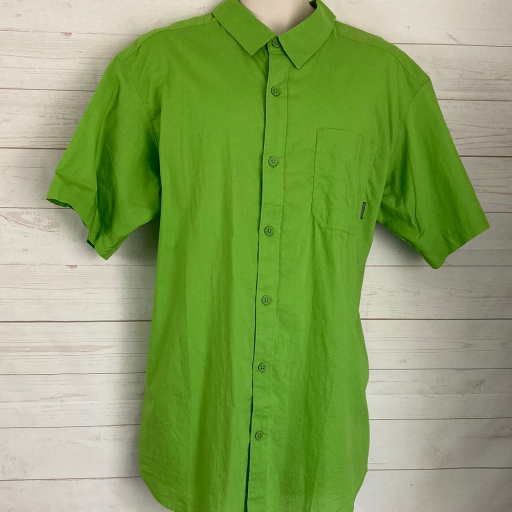 Mens Columbia Size XL Green Button Down Short Sleeve Shirt 100% Cotton